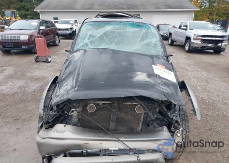 2000 Toyota 4Runner Limited V6 z USA, uszkodzony, nr VIN JT3HN87R2Y9036095